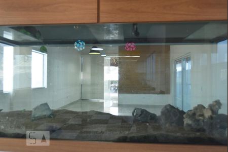 Casa para alugar com 417m², 6 quartos e 3 vagasSala 2 principal - aquário - vista da sala - piso superior - parte posterior