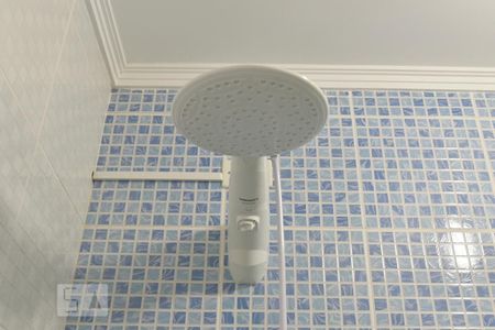 Casa para alugar com 417m², 6 quartos e 3 vagasBanheiro 4 - chuveiro -  piso superior - parte posterior