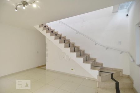 Casa para alugar com 417m², 6 quartos e 3 vagasSala 1 - piso inferior - parte posterior