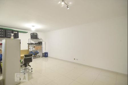 Casa para alugar com 417m², 6 quartos e 3 vagasSala 1- piso inferior - parte posterior