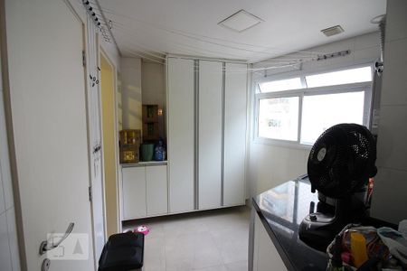 Apartamento à venda com 150m², 3 quartos e 3 vagasÁrea de Serviço