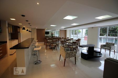 Apartamento à venda com 150m², 3 quartos e 3 vagasÁrea comum - Salão de festas