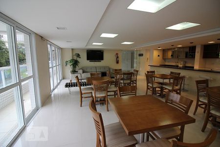 Apartamento à venda com 150m², 3 quartos e 3 vagasÁrea comum - Salão de festas