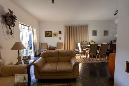 Sala de casa à venda com 4 quartos, 200m² em Adalgisa, Osasco