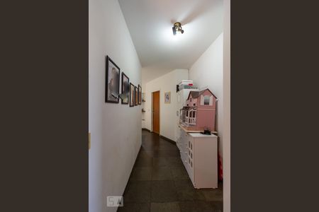 Corredor Quartos de casa à venda com 4 quartos, 200m² em Adalgisa, Osasco