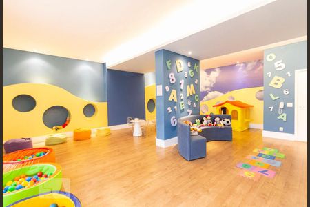 Apartamento à venda com 35m², 1 quarto e 1 vaga Apartamento à venda com 35m², 1 quarto e 1 vagaÁrea Comum - Brinquedoteca