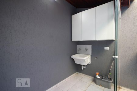 Casa à venda com 124m², 3 quartos e 2 vagasÁrea de Serviço