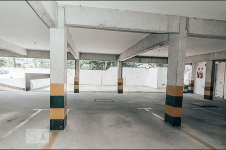 Garagem de apartamento para alugar com 2 quartos, 74m² em Jardim Placaford - Edif. San Gabriel, Salvador