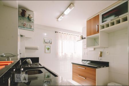 Apartamento para alugar com 74m², 2 quartos e 1 vaga Apartamento para alugar com 74m², 2 quartos e 1 vagaCozinha