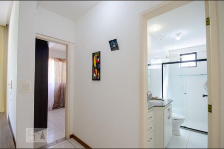 Apartamento para alugar com 74m², 2 quartos e 1 vaga Apartamento para alugar com 74m², 2 quartos e 1 vagaCorredor