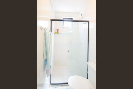 Apartamento para alugar com 74m², 2 quartos e 1 vaga Apartamento para alugar com 74m², 2 quartos e 1 vagaBanheiro da Suíte