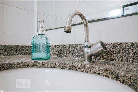 Apartamento para alugar com 74m², 2 quartos e 1 vaga Apartamento para alugar com 74m², 2 quartos e 1 vagaBanheiro - Torneira