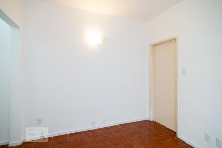 Sala de casa para alugar com 1 quarto, 80m² em Santo Amaro, São Paulo