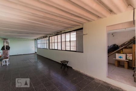 Casa à venda com 198m², 3 quartos e 2 vagasSalão