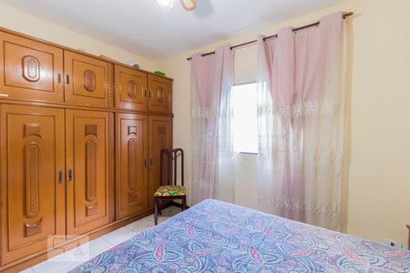 Casa à venda com 198m², 3 quartos e 2 vagasQuarto 1