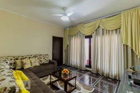 Sala de Estar de casa à venda com 3 quartos, 198m² em Vila Sílvia, São Paulo