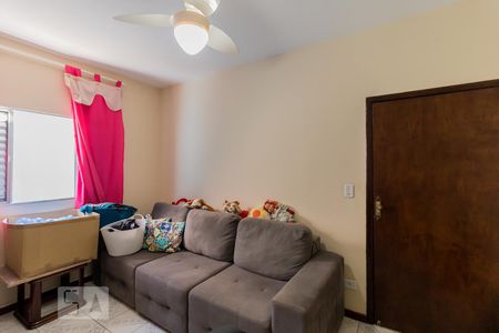 Casa à venda com 198m², 3 quartos e 2 vagasQuarto 2