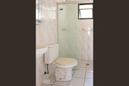 Banheiro Social de apartamento para alugar com 3 quartos, 69m² em Vila Palmares, São Bernardo do Campo