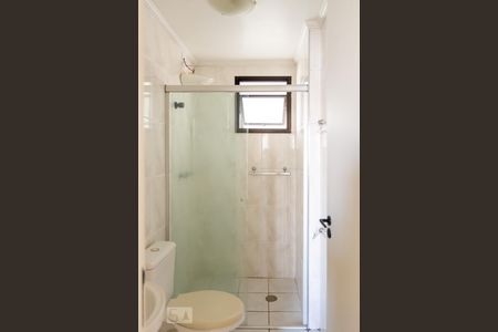 Banheiro Social de apartamento para alugar com 3 quartos, 69m² em Vila Palmares, São Bernardo do Campo