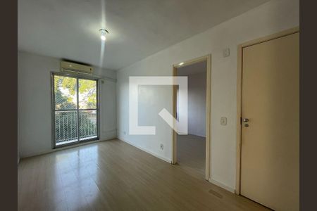 Apartamento para alugar com 2 quartos, 60m² em Santos Dumont, São Leopoldo