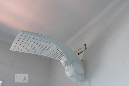 Casa à venda com 184m², 3 quartos e 2 vagasDetalhe - Banheiro da Suíte