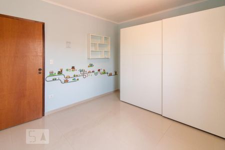 Casa à venda com 184m², 3 quartos e 2 vagasQuarto 2 