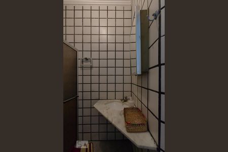 Apartamento para alugar com 120m², 3 quartos e sem vaga Apartamento para alugar com 120m², 3 quartos e sem vagaBanheiro social 2
