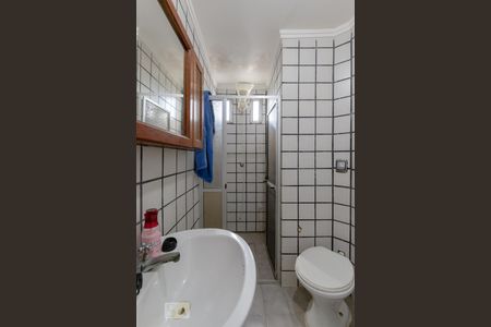 Apartamento para alugar com 120m², 3 quartos e sem vaga Apartamento para alugar com 120m², 3 quartos e sem vagaBanheiro da suíte