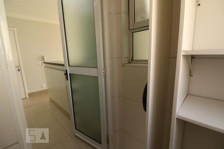 Apartamento à venda com 62m², 3 quartos e 1 vagaÁrea de Serviço