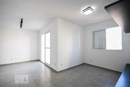 Sala de apartamento para alugar com 3 quartos, 69m² em Vila Andrade, São Paulo