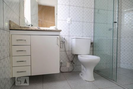 Apartamento à venda com 123m², 3 quartos e 1 vaga Apartamento à venda com 123m², 3 quartos e 1 vagaBanheiro da Suíte