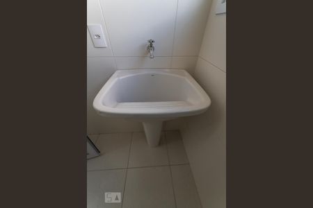 Apartamento para alugar com 64m², 2 quartos e 2 vagas Apartamento para alugar com 64m², 2 quartos e 2 vagasÁrea de Serviço