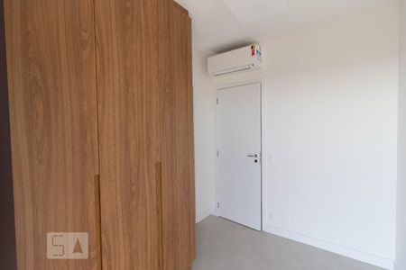 Apartamento para alugar com 70m², 2 quartos e 1 vagaSuíte 1