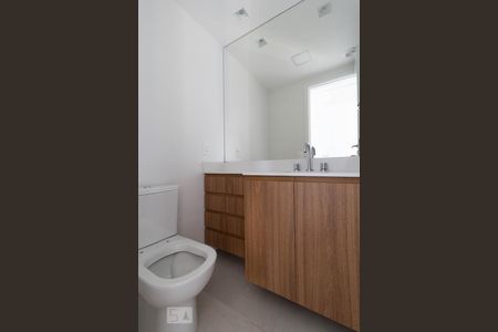 Apartamento para alugar com 70m², 2 quartos e 1 vagaBanheiro Suíte 2