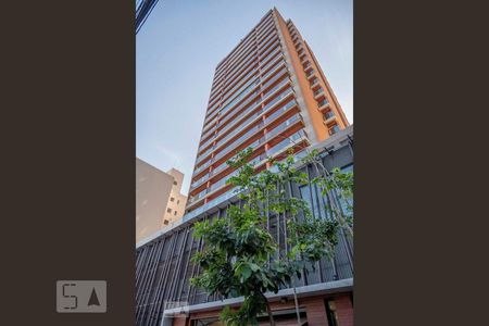 Apartamento para alugar com 70m², 2 quartos e 1 vagaFachada