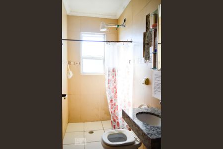 Casa à venda com 380m², 3 quartos e 6 vagasBanheiro Vista Ampla