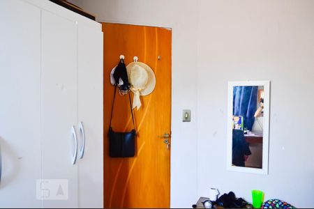 Casa à venda com 380m², 3 quartos e 6 vagasQuarto 1 Entrada