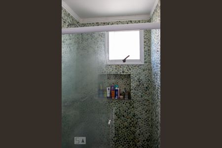 Apartamento para alugar com 57m², 2 quartos e 1 vaga Apartamento para alugar com 57m², 2 quartos e 1 vagaBanheiro do Quarto 1