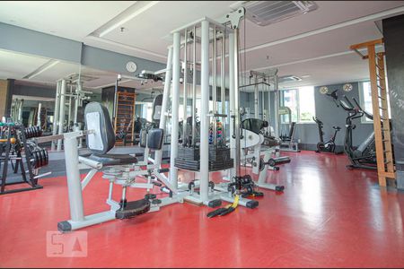 Apartamento para alugar com 196m², 3 quartos e 3 vagas Apartamento para alugar com 196m², 3 quartos e 3 vagasÁrea comum - Academia