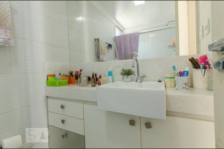 Apartamento para alugar com 196m², 3 quartos e 3 vagas Apartamento para alugar com 196m², 3 quartos e 3 vagasBanheiro da Suíte 2