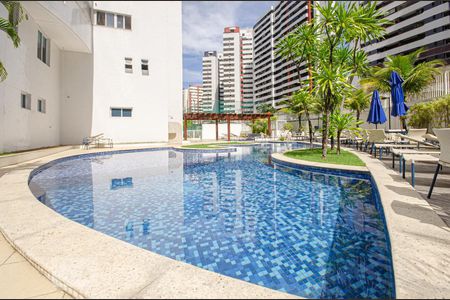 Apartamento para alugar com 196m², 3 quartos e 3 vagas Apartamento para alugar com 196m², 3 quartos e 3 vagasÁrea comum - Piscina