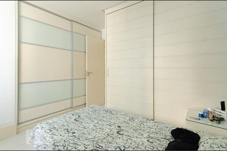 Apartamento para alugar com 196m², 3 quartos e 3 vagas Apartamento para alugar com 196m², 3 quartos e 3 vagasQuarto 1 - Suite