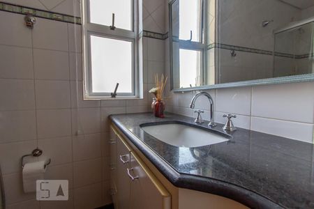 Apartamento à venda com 110m², 3 quartos e 2 vagas Apartamento à venda com 110m², 3 quartos e 2 vagasBanheiro Social