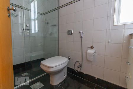 Apartamento à venda com 110m², 3 quartos e 2 vagas Apartamento à venda com 110m², 3 quartos e 2 vagasBanheiro Social