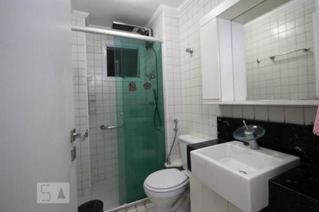 Banheiro de apartamento para alugar com 1 quarto, 42m² em Casa Verde, São Paulo