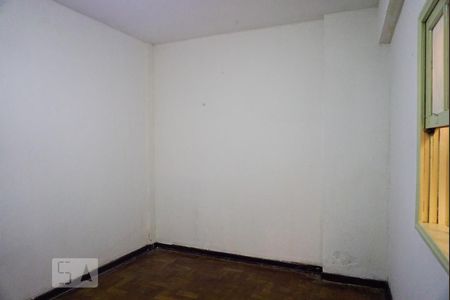 Quarto de casa à venda com 6 quartos, 156m² em Jardim Piratininga, São Paulo