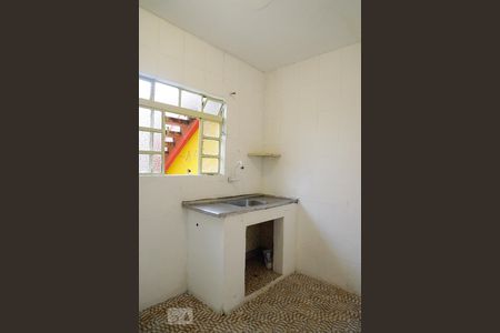 Casa à venda com 156m², 6 quartos e 1 vaga Casa à venda com 156m², 6 quartos e 1 vagaCozinha