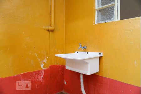 Casa à venda com 156m², 6 quartos e 1 vaga Casa à venda com 156m², 6 quartos e 1 vagaLavanderia