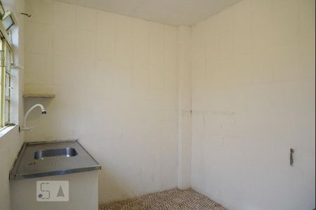 Casa à venda com 156m², 6 quartos e 1 vaga Casa à venda com 156m², 6 quartos e 1 vagaCozinha