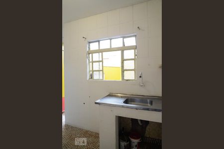 Casa à venda com 156m², 6 quartos e 1 vaga Casa à venda com 156m², 6 quartos e 1 vagaCozinha